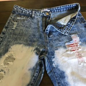 Stoned washed ripped with red bandana